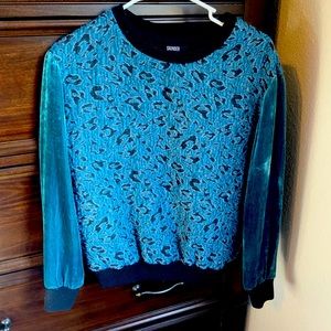 Beautiful velvet sweater.